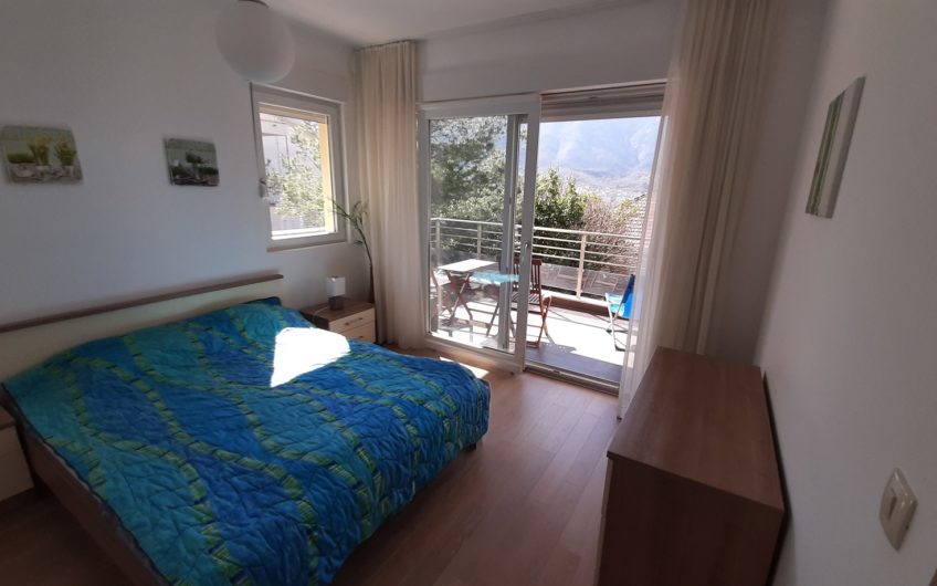 Luksuzni stan u novoj elitnoj vili u Dobroti, Boko-Kotorski zaljev