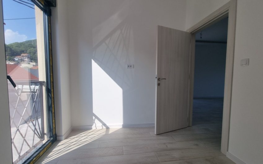 Tivat Mazine – novi stan sa 3 spavaće sobe