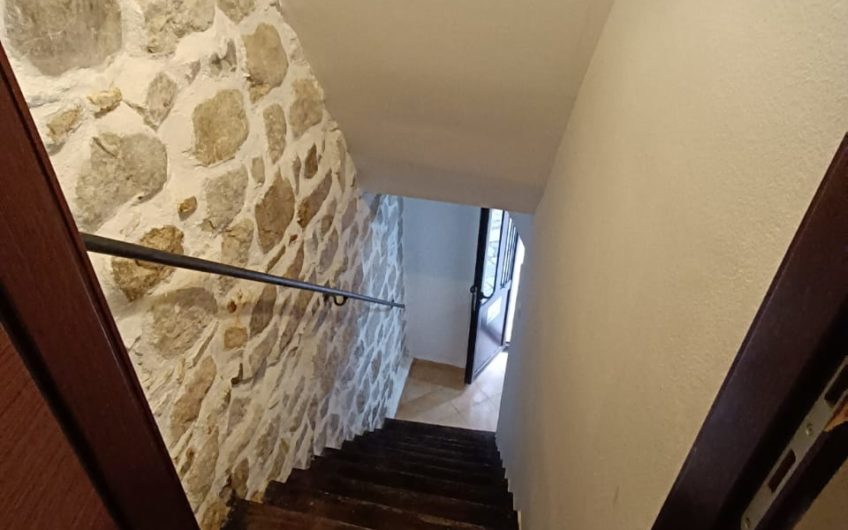 Prodaja stanova Kotor Stari grad – dupleks