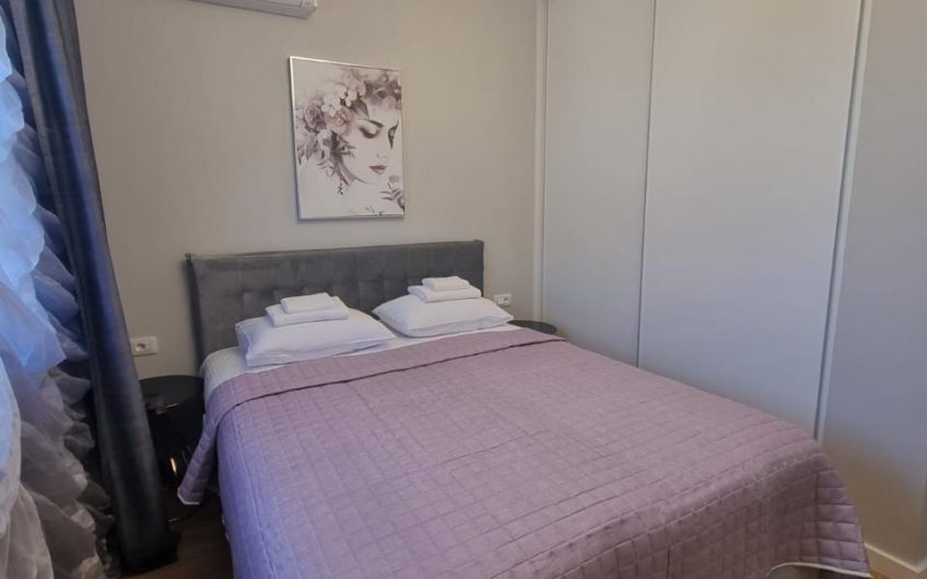 1-soban apartman u Allure condo hotelu – Budva, centar