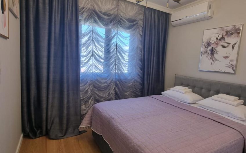 1-soban apartman u Allure condo hotelu – Budva, centar