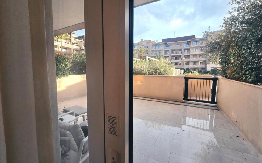 Apartman u Baia Regent Pool Club s pristupom bazenu i garažom